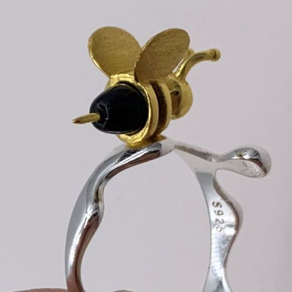 Nwot, solid sterling Bee and Honey ring with 22 K gold applied accents, sz 7 - Picture 6 of 10